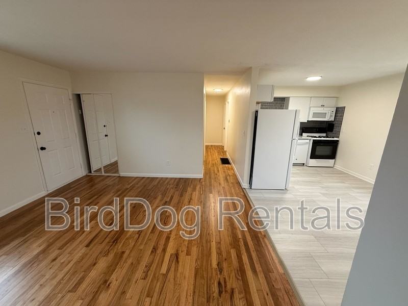 1950 Enderly Dr - Photo 2 of 12