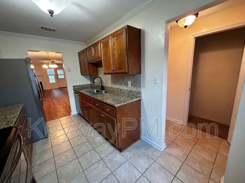 123 Christopher Downs Ct - Photo 5 of 14