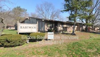 featured image of 380 N 40th St #9