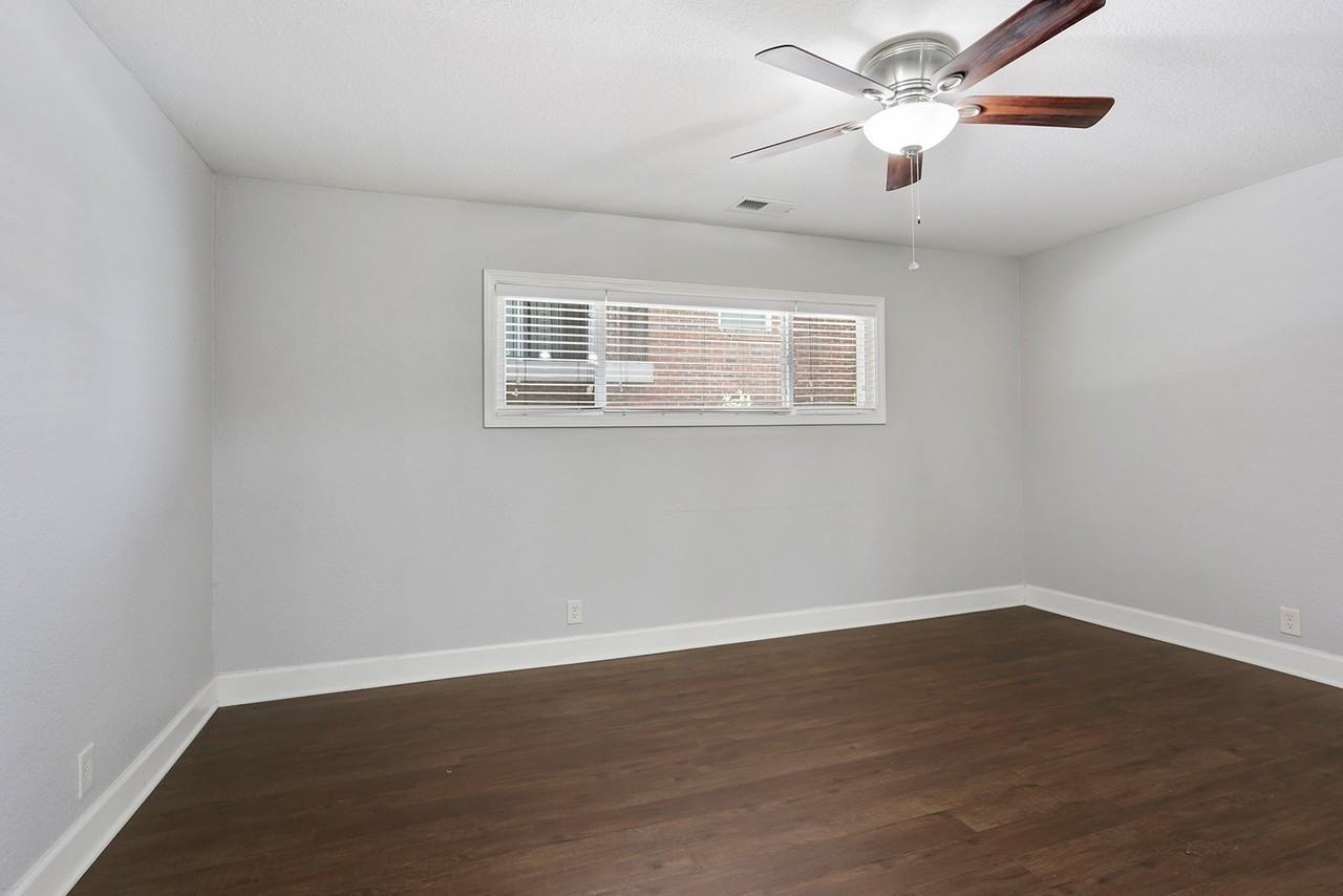 Phog Apartments / Meiners Development Co. of Independence - Photo 3 of 29