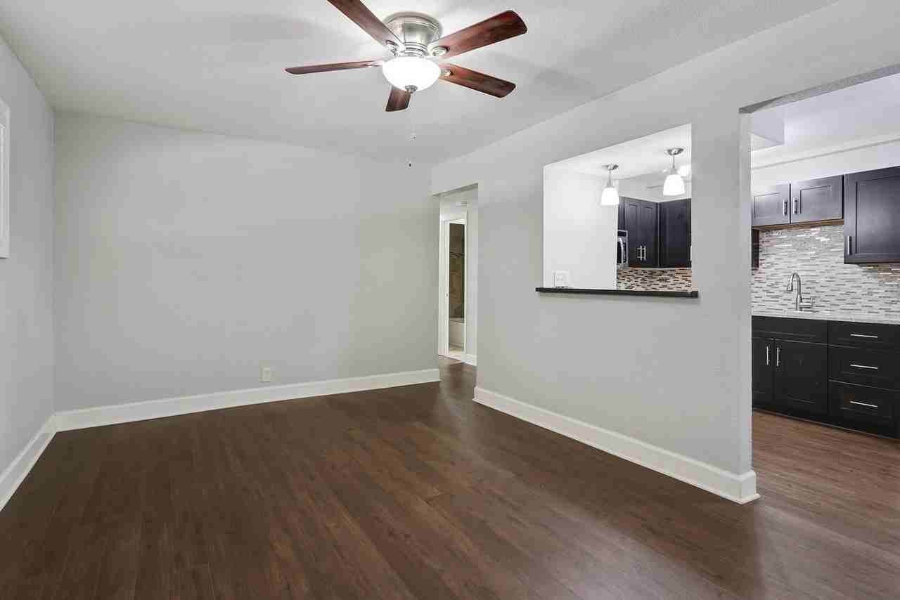 Phog Apartments / Meiners Development Co. of Independence - Photo 4 of 29