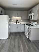 1200 Meadowview Dr - Photo 1 of 1
