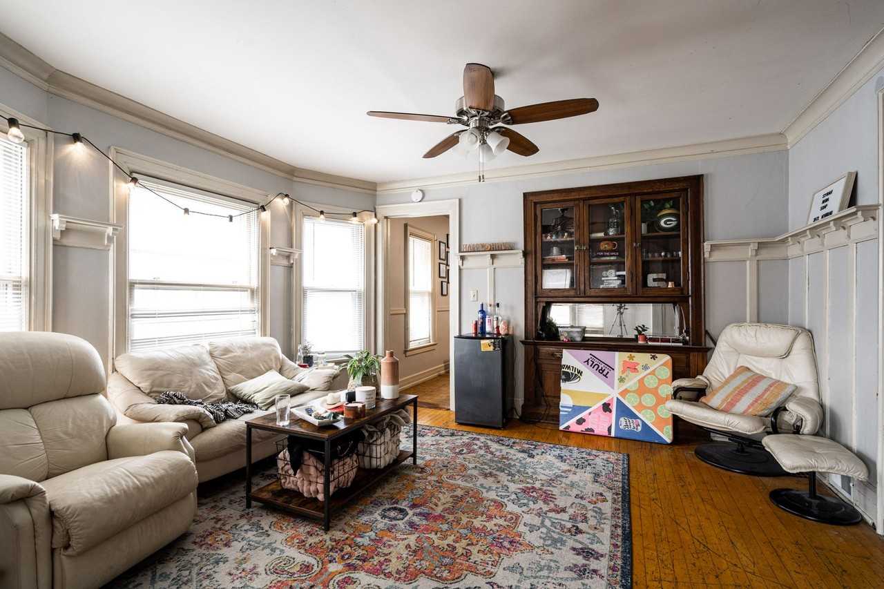 2971 N Murray Ave - Photo 2 of 22