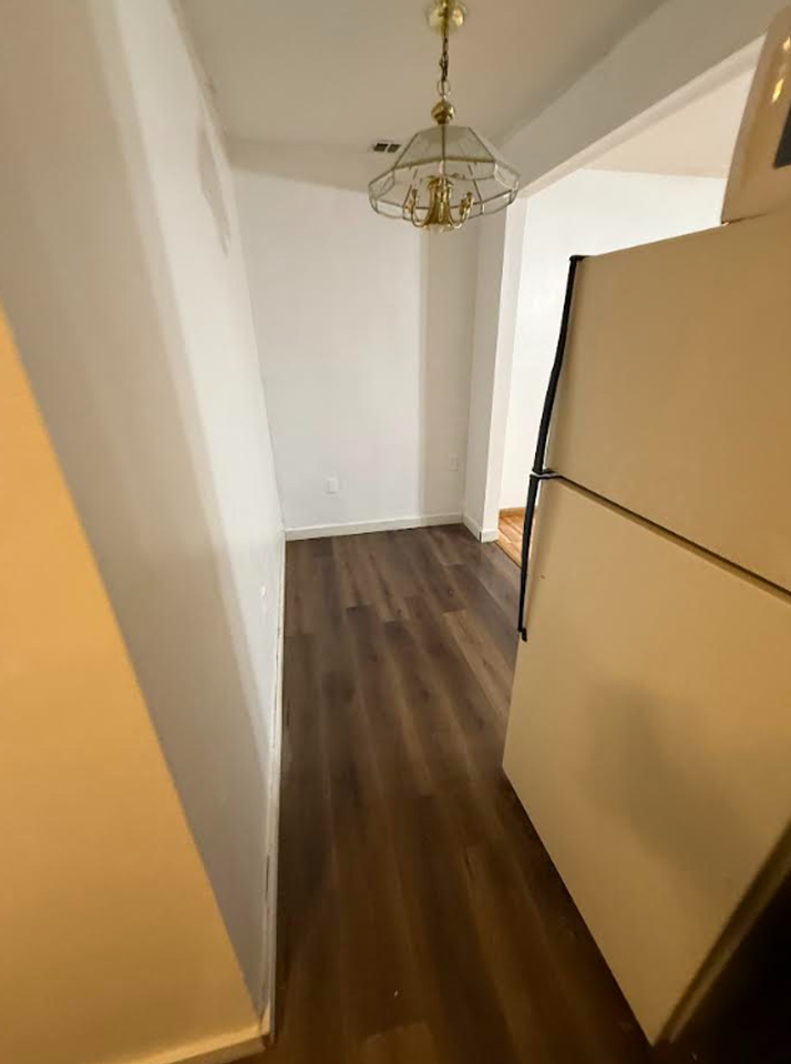 1104 Yuma St - Photo 2 of 12