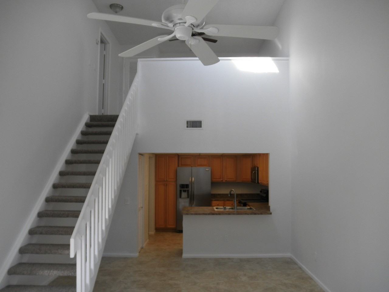 4216 Palm Bay Cir Apt C - Photo 5 of 17