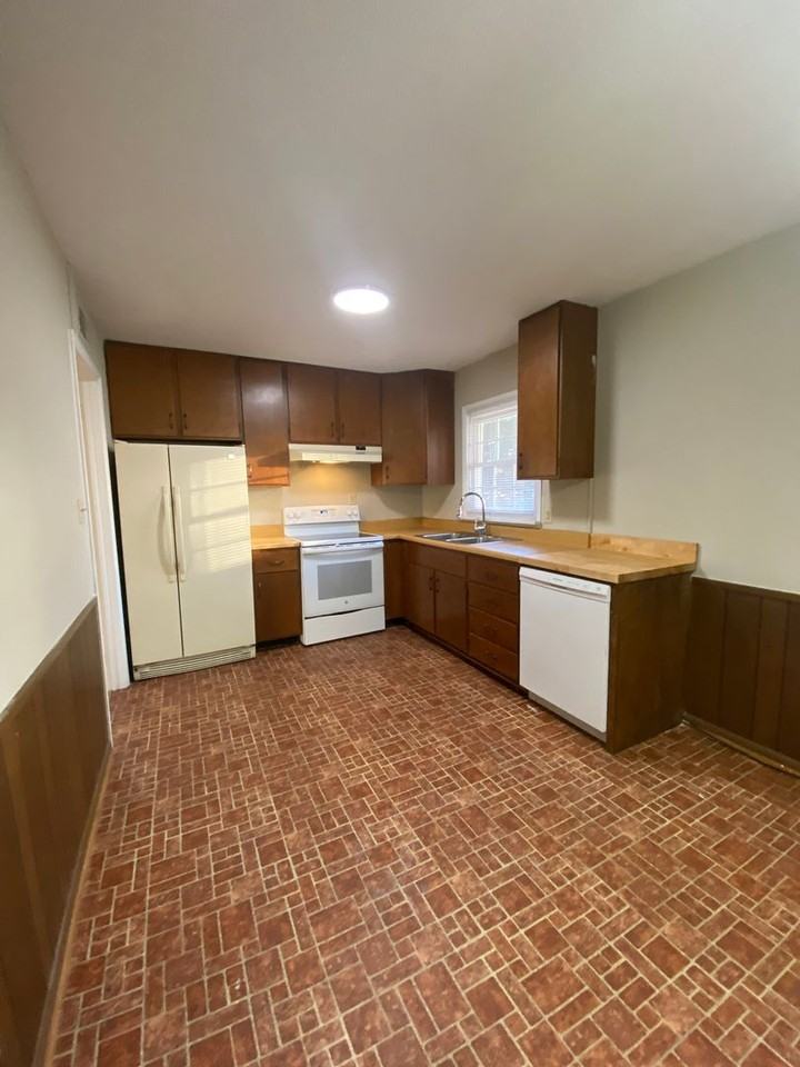 197 Merlin Dr - Photo 4 of 14