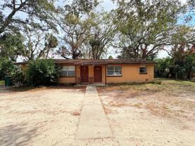 1215 59th Ave E - Photo 1 of 1