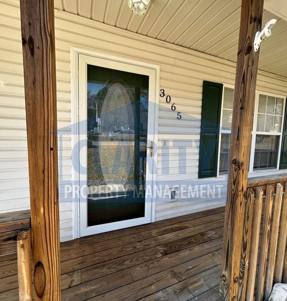 3065 Holly Brook Cir Ne - Photo 2 of 18