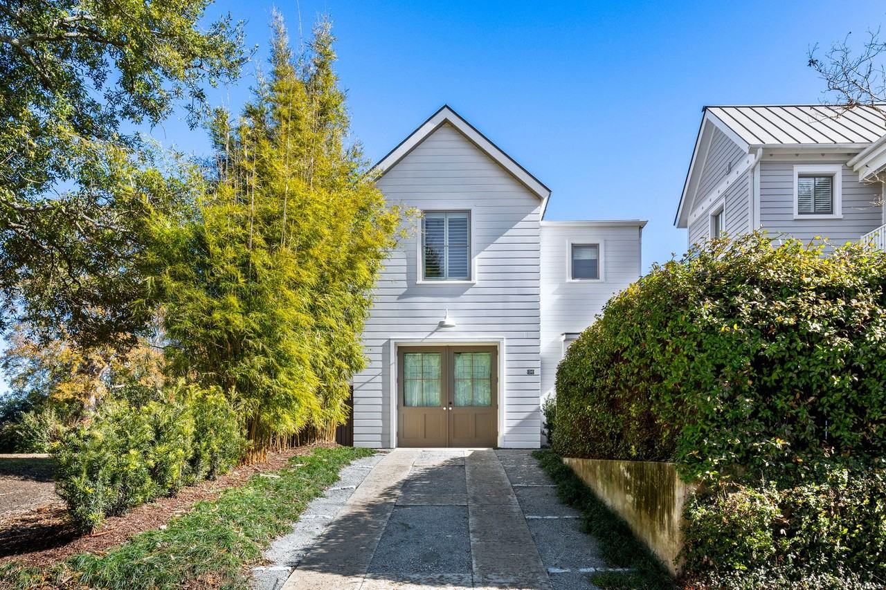 36 10th Ave - Photo 4 of 32