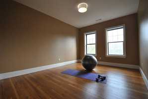 featured image of 1592 Beacon St