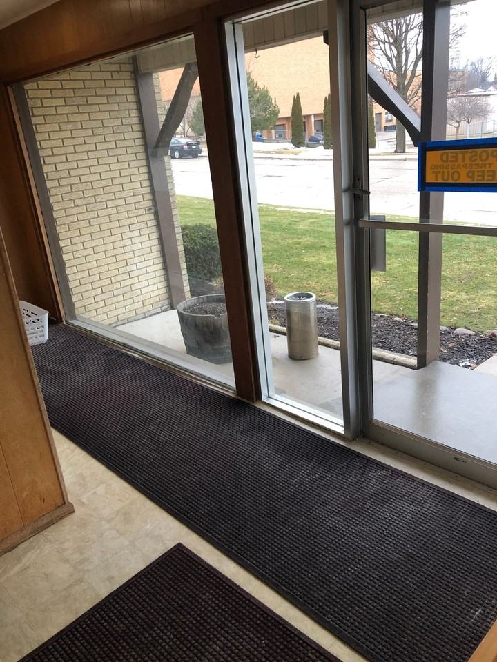 Lakeshore North Apartments - Photo 3 of 5