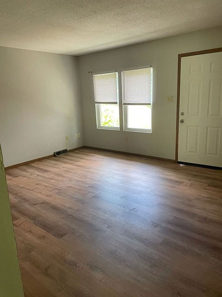 1201 S Roseta Ave - Photo 2 of 20