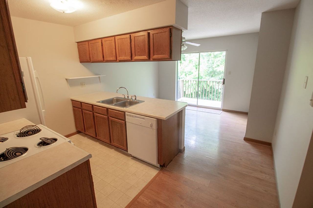 1201 S Roseta Ave - Photo 5 of 20