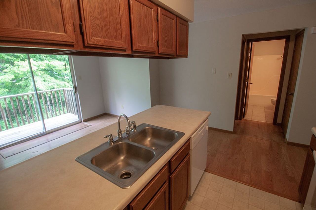 1201 S Roseta Ave - Photo 7 of 20