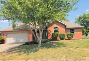 1201 E Eagle Rock Dr - Photo 1 of 1