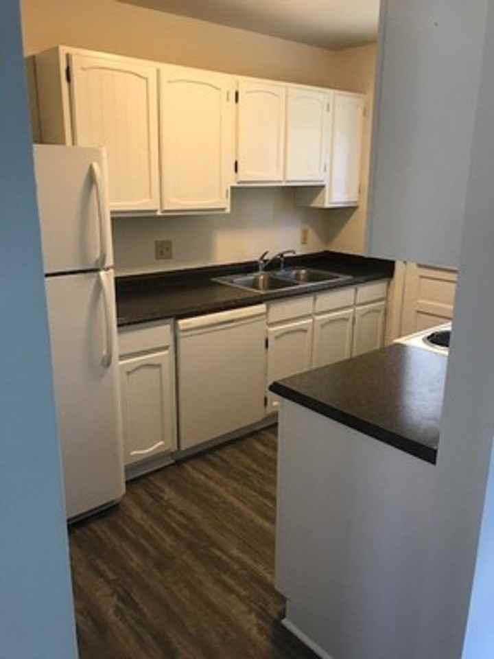 110 Courthouse Rd #3 - Photo 2 of 4