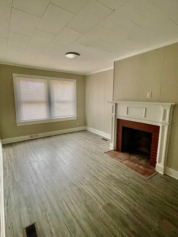 2314 Sunset Ave - Photo 3 of 11