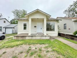 featured image of 908 S 25th St