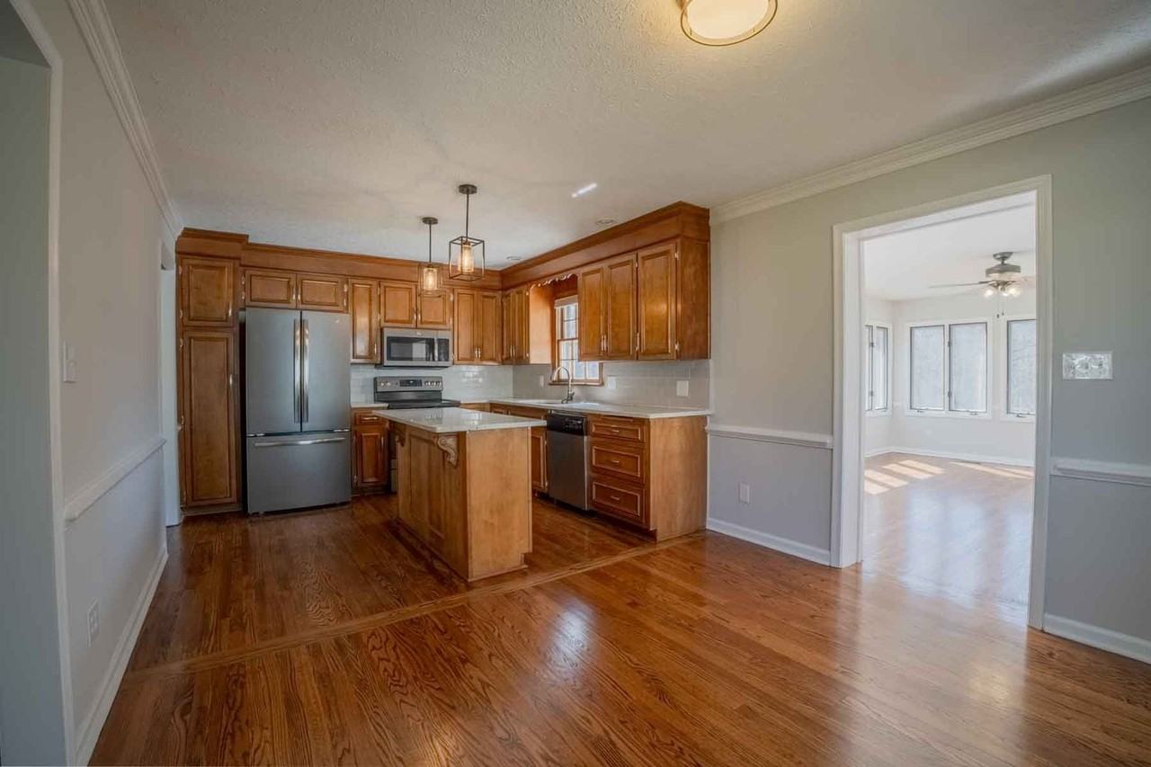 123 Temple Cir - Photo 7 of 29