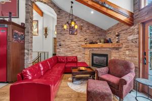 featured image of 17 Daly Avenue