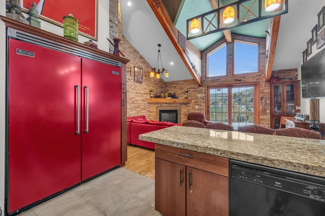 17 Daly Ave - Photo 6 of 21