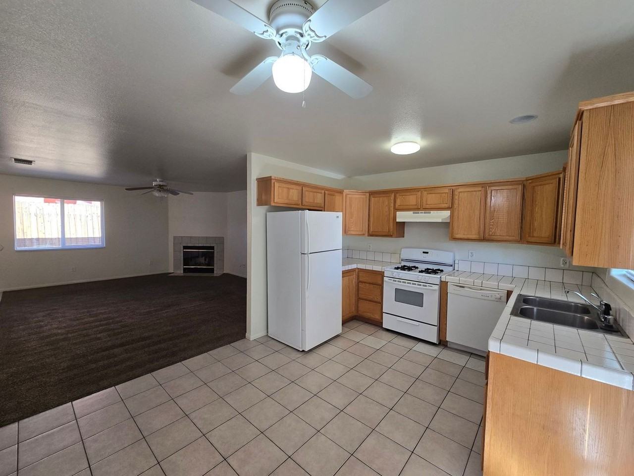 6067 Cahuilla Ave - Photo 5 of 17