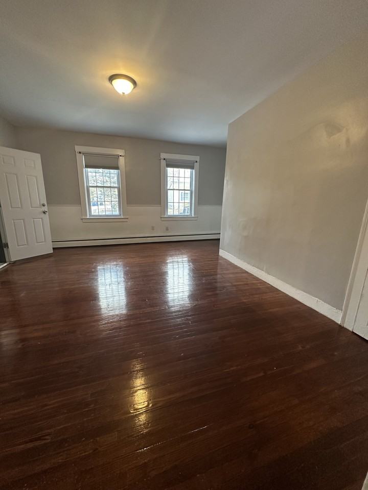 109 Spring Street - Photo 2 of 11