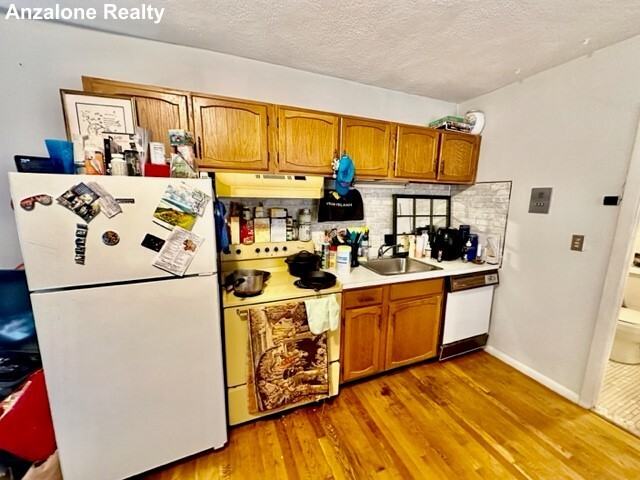 59 Salem St #3F - Photo 4 of 7