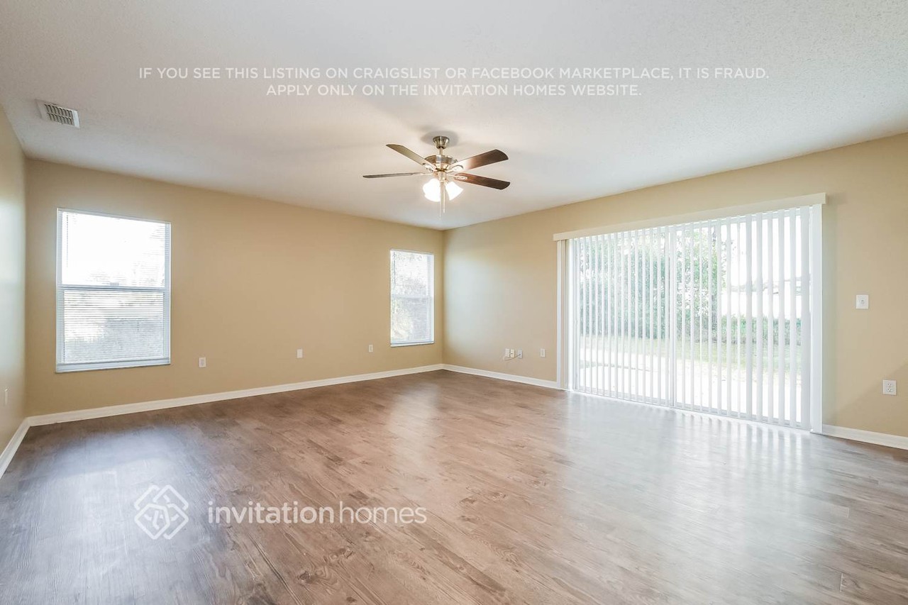 2621 Fair Oaks Dr - Photo 2 of 16