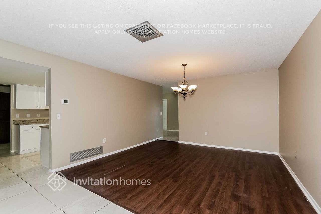 8900 Phyliss Ave - Photo 3 of 16