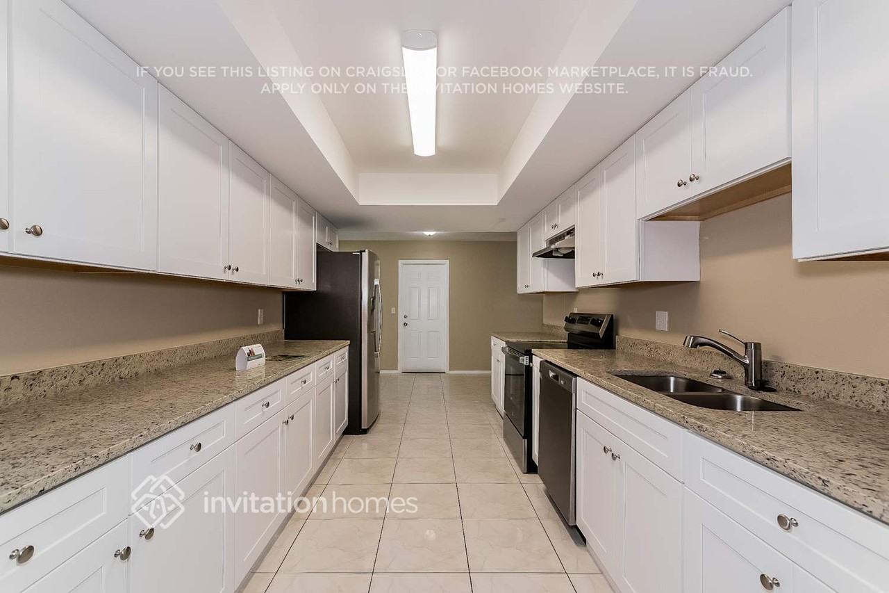 8900 Phyliss Ave - Photo 5 of 16