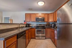 featured image of 1224 Lilac Ln #1224