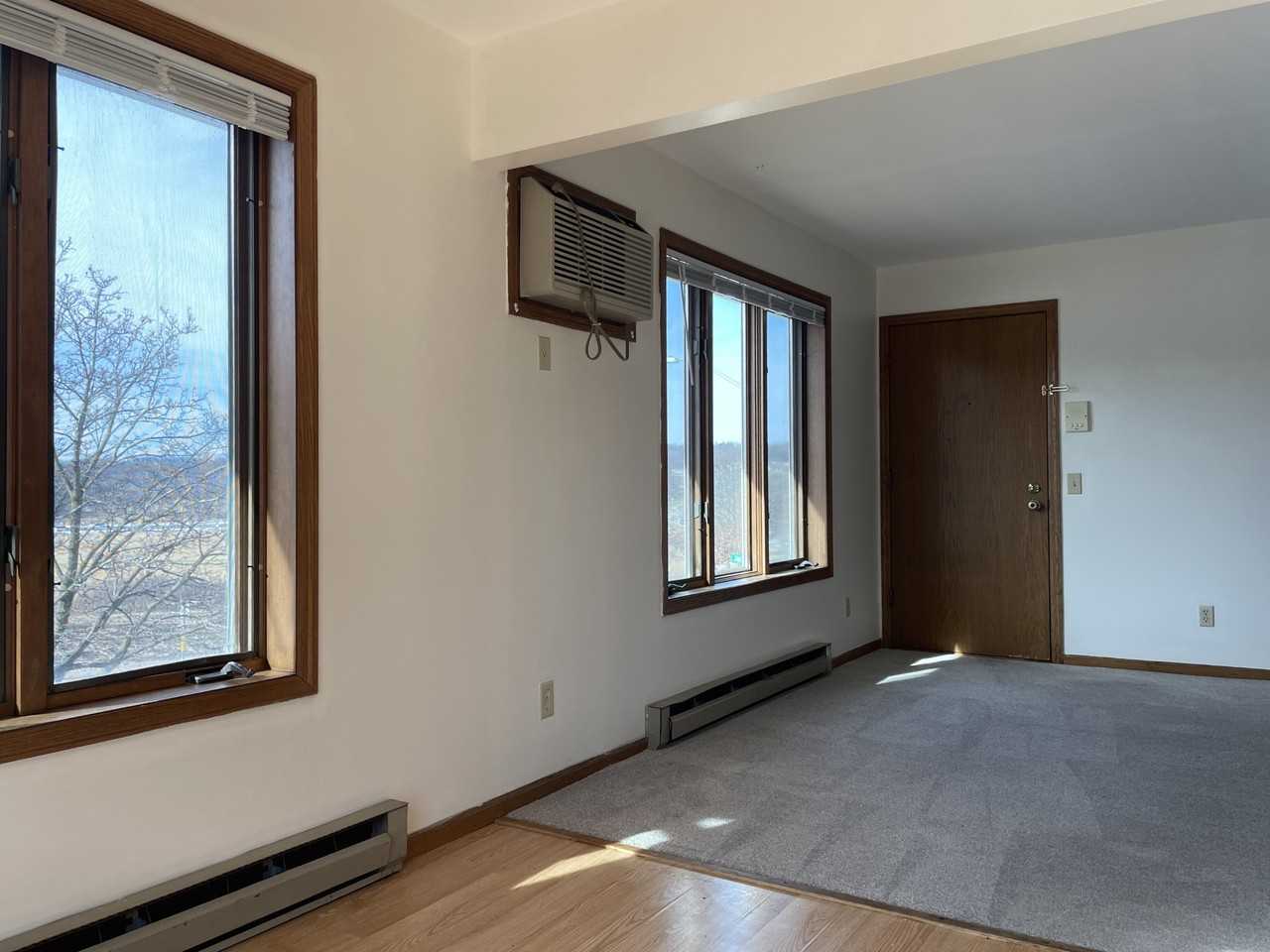 1401 Mckenna Blvd #2 - Photo 6 of 28