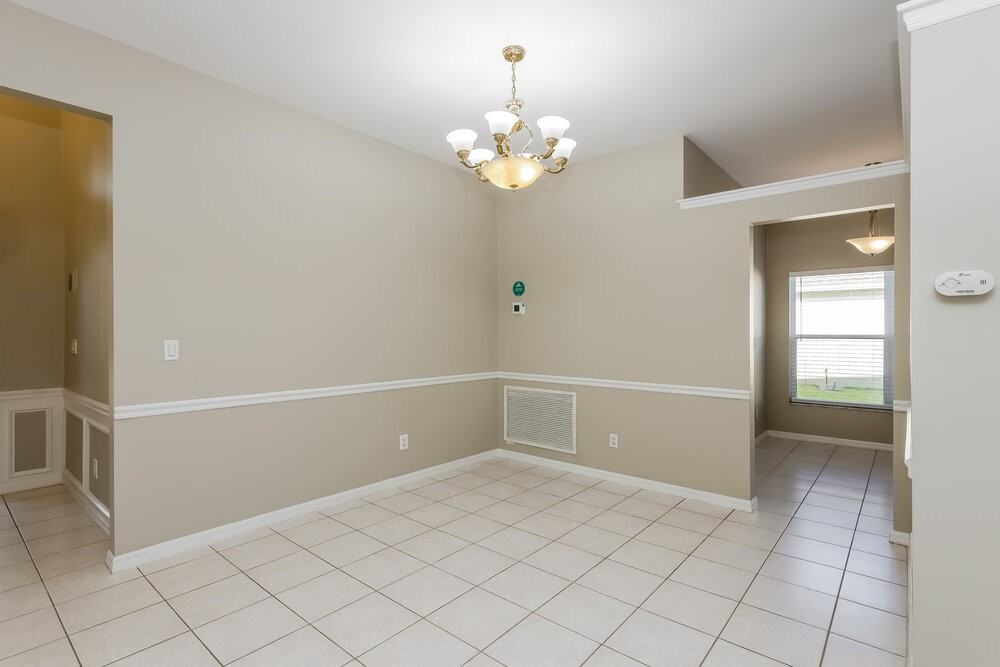 13239 Hastings Ln - Photo 4 of 16