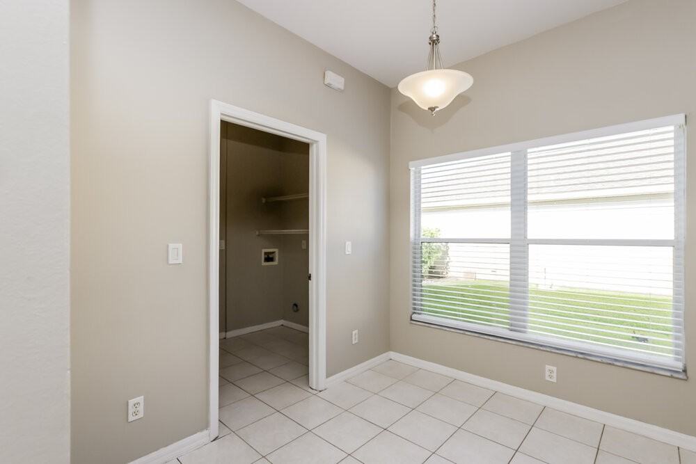 13239 Hastings Ln - Photo 5 of 16