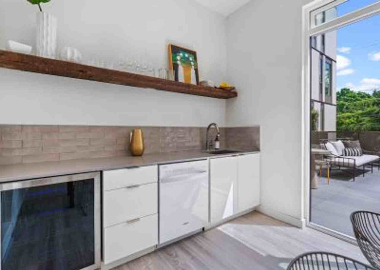 The Katniss - Photo 6 of 10