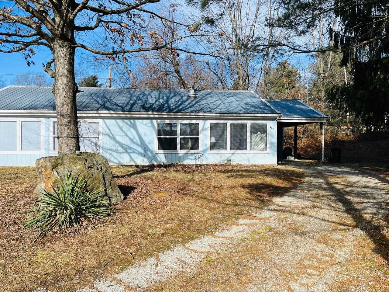 450 Wakeman Ct
