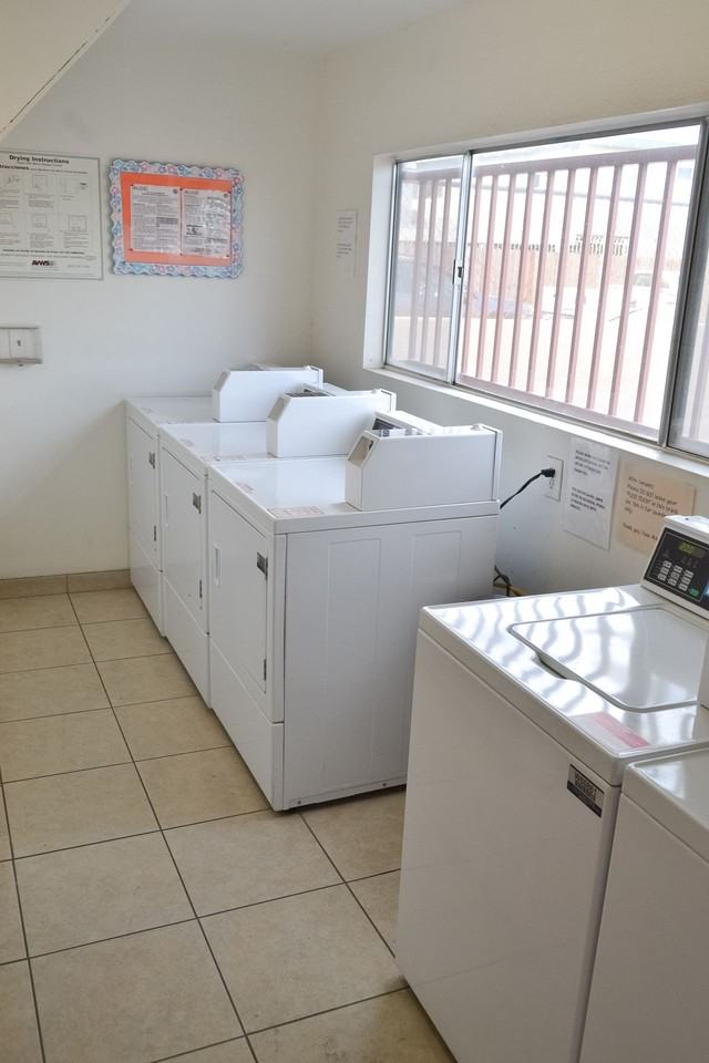 Villa de Eduardo Apartments - Photo 5 of 5