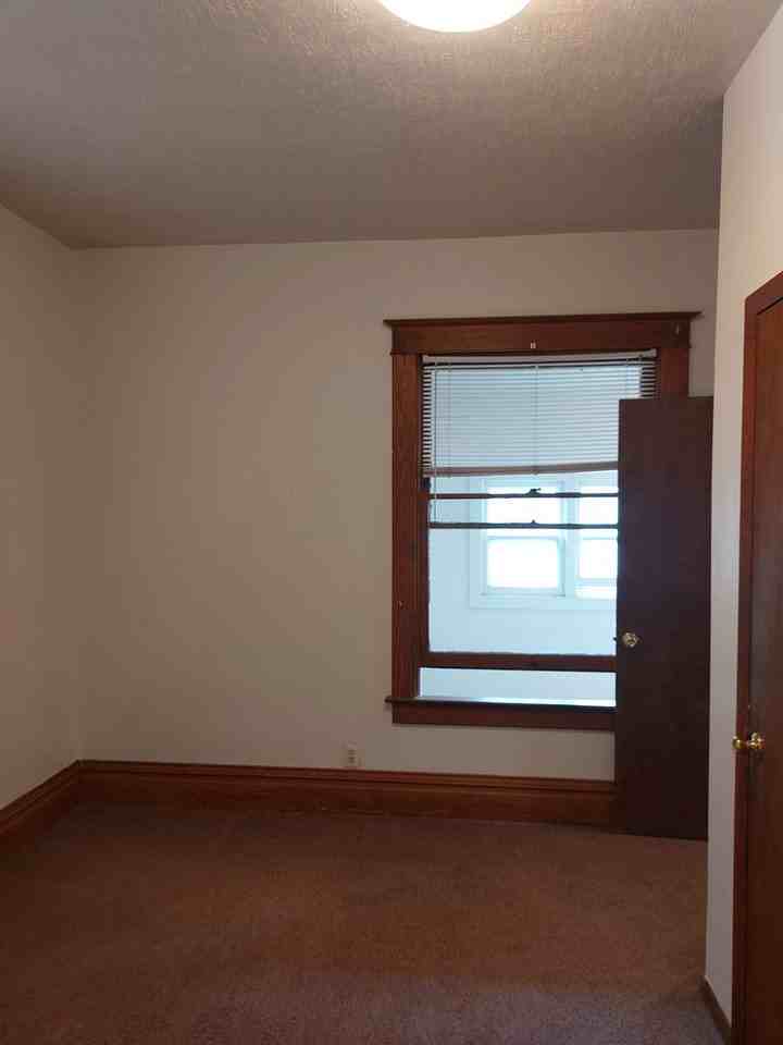 (1610 8th Ave) - Photo 4 of 21