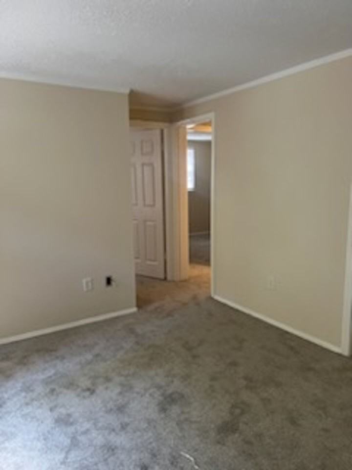 Bentley Woods - Photo 6 of 8