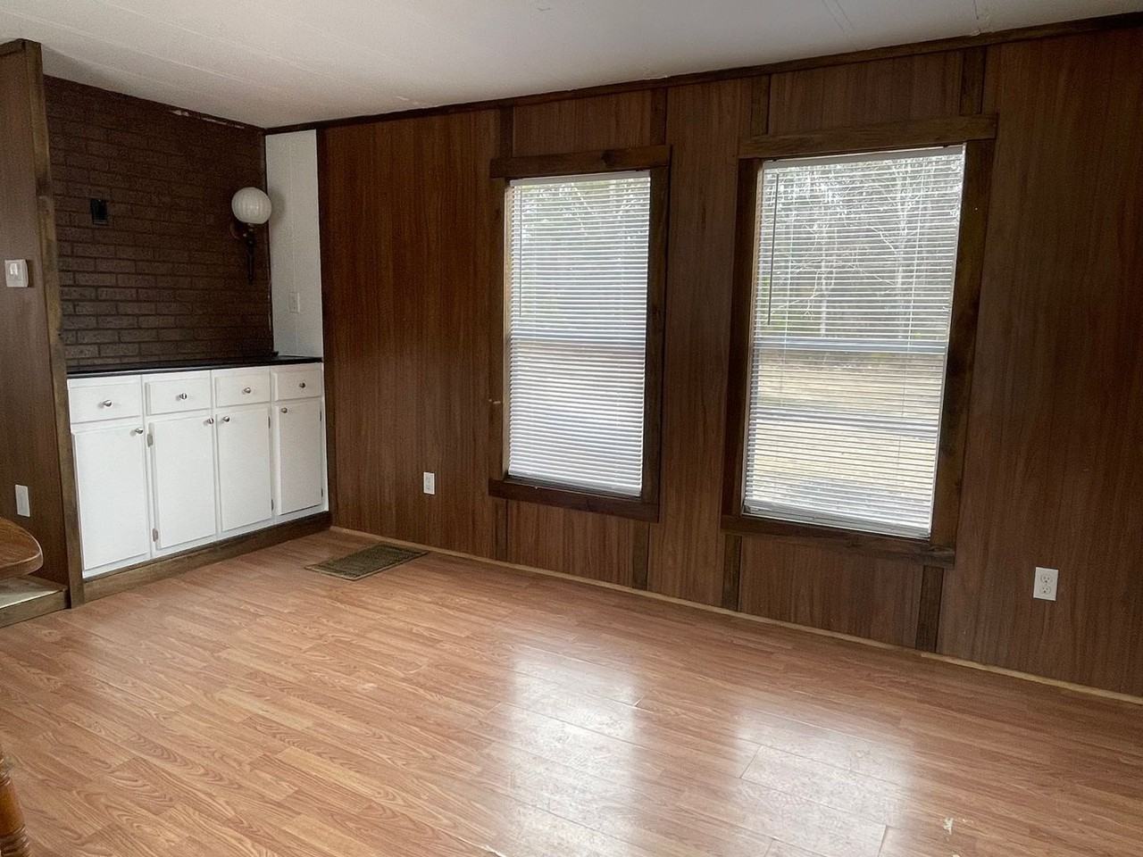 119 Whisper Ln - Photo 2 of 15