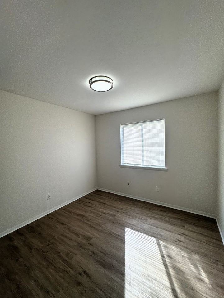 4112 17th St SW - Photo 7 of 24