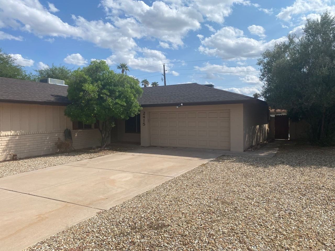 2415 E Geneva Dr - Photo 2 of 31