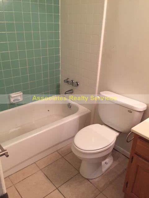 2930 Ne 18th Way - Photo 2 of 14