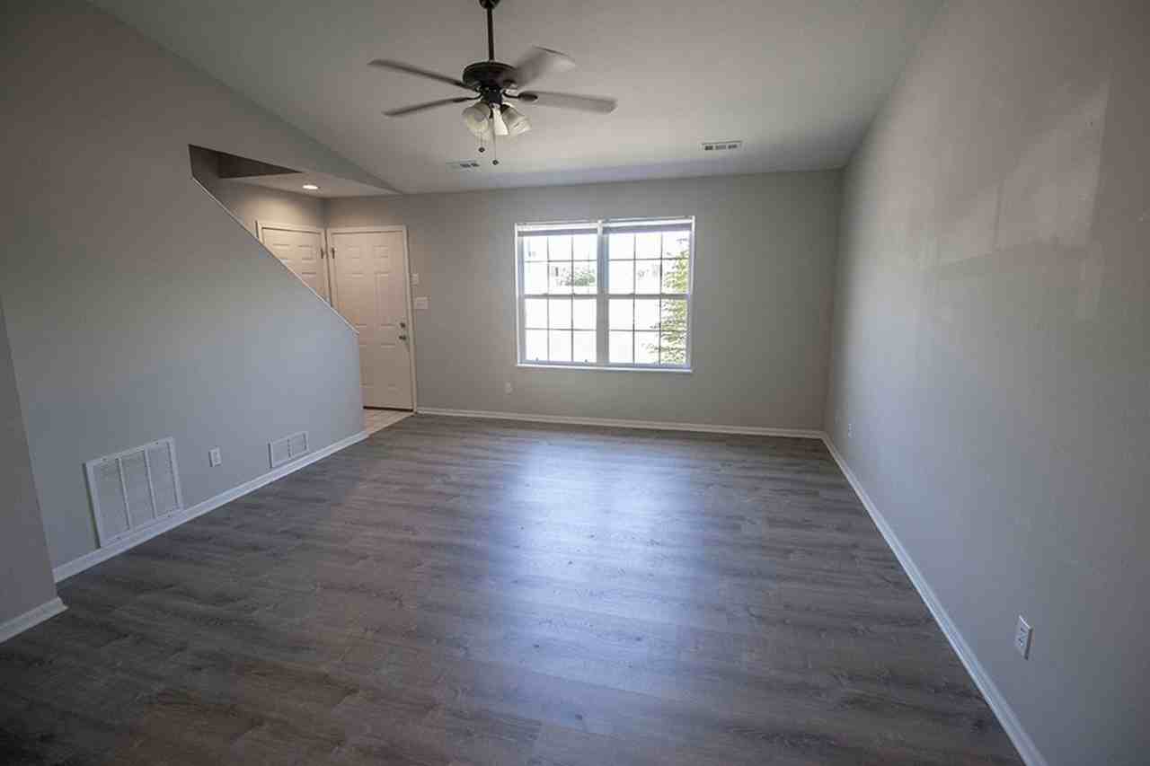 1508 Typhoon Ct - Photo 4 of 29