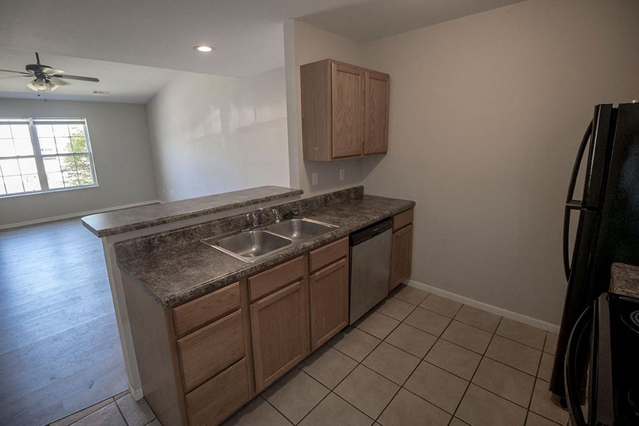 1508 Typhoon Ct - Photo 7 of 29