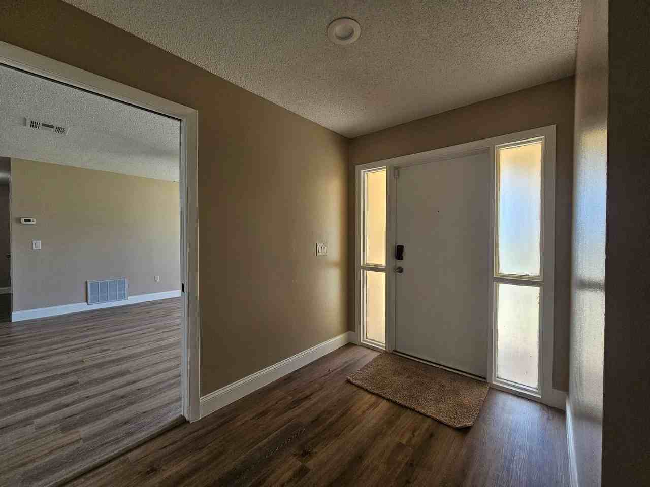 6623 Swyear Ct - Photo 2 of 19