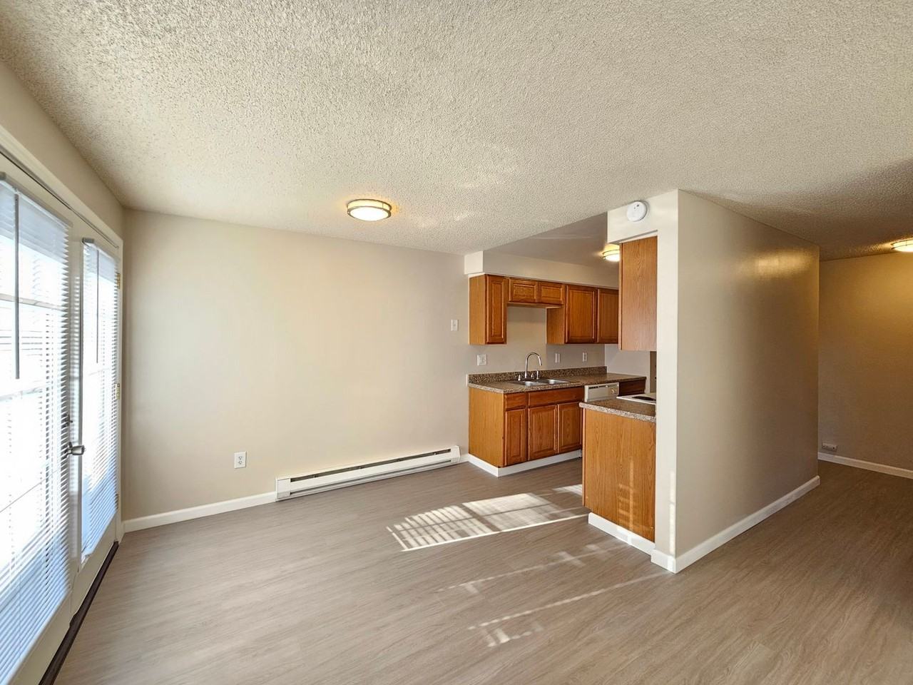 1712 W 2nd Ave - Photo 7 of 20