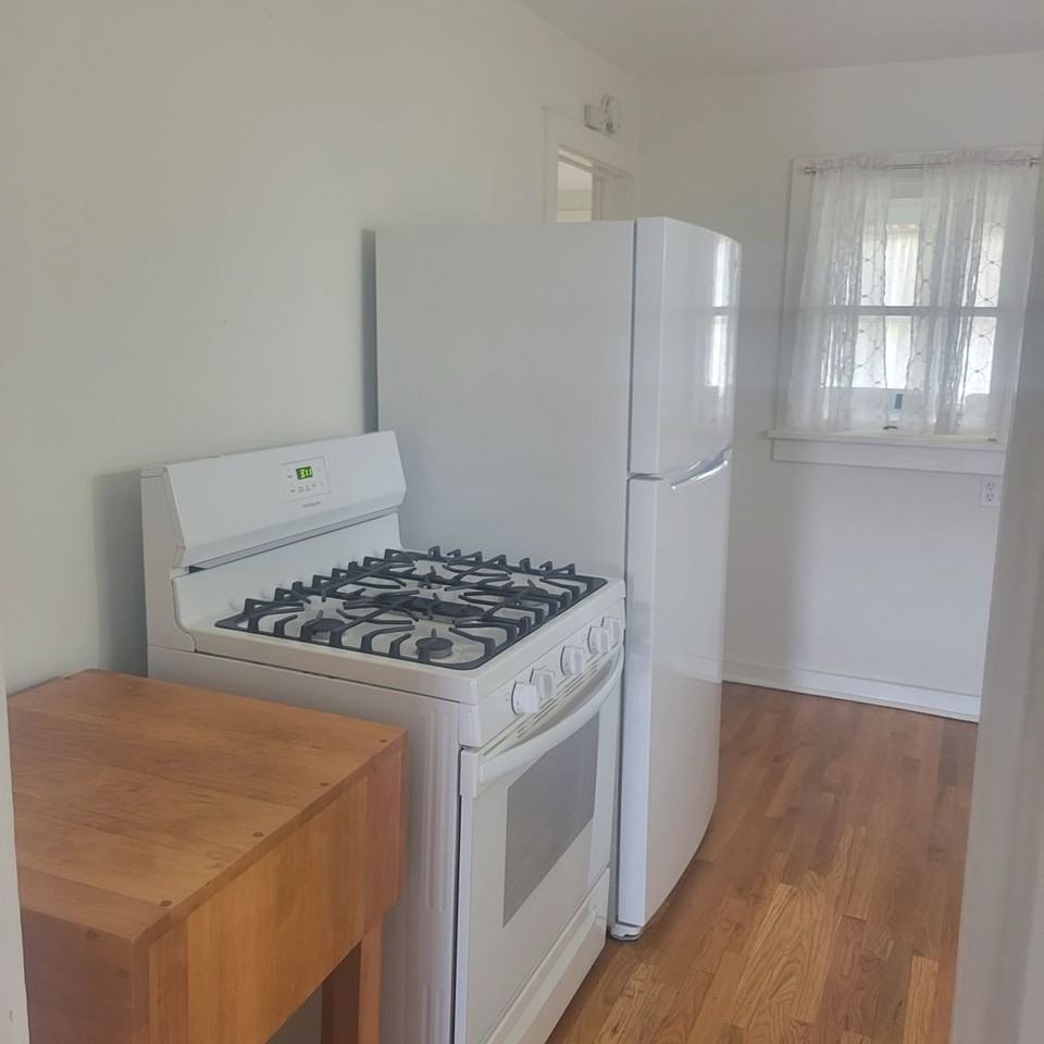 820 6th St Nw - Photo 3 of 13