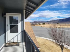 PAL0100>** - Photo 1 of 1